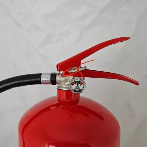 MAXFIRE 6 literes AB habbal oltó tűzoltó készülék 27A 144B függesztővel (fluormentes)