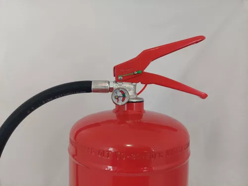 MAXFIRE GREEN 6 kg-os ABC porral oltó, poroltó tűzoltó készülék 34A 233B C + ajándék függesztő